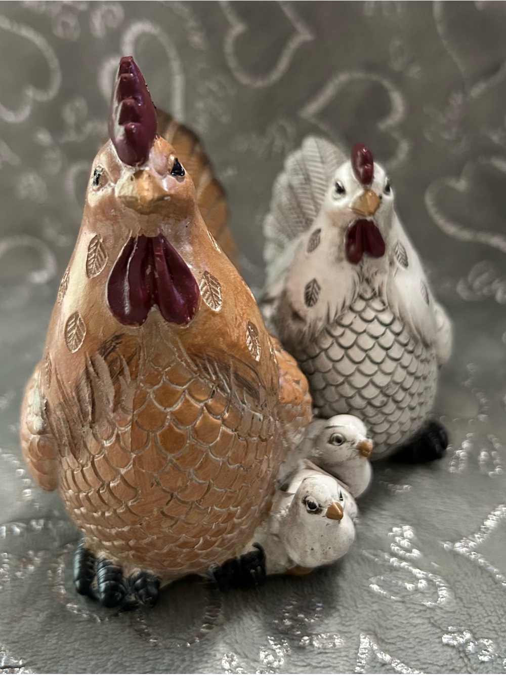 NEW Charming Ceramic Hen Family Figurine - Tan and White